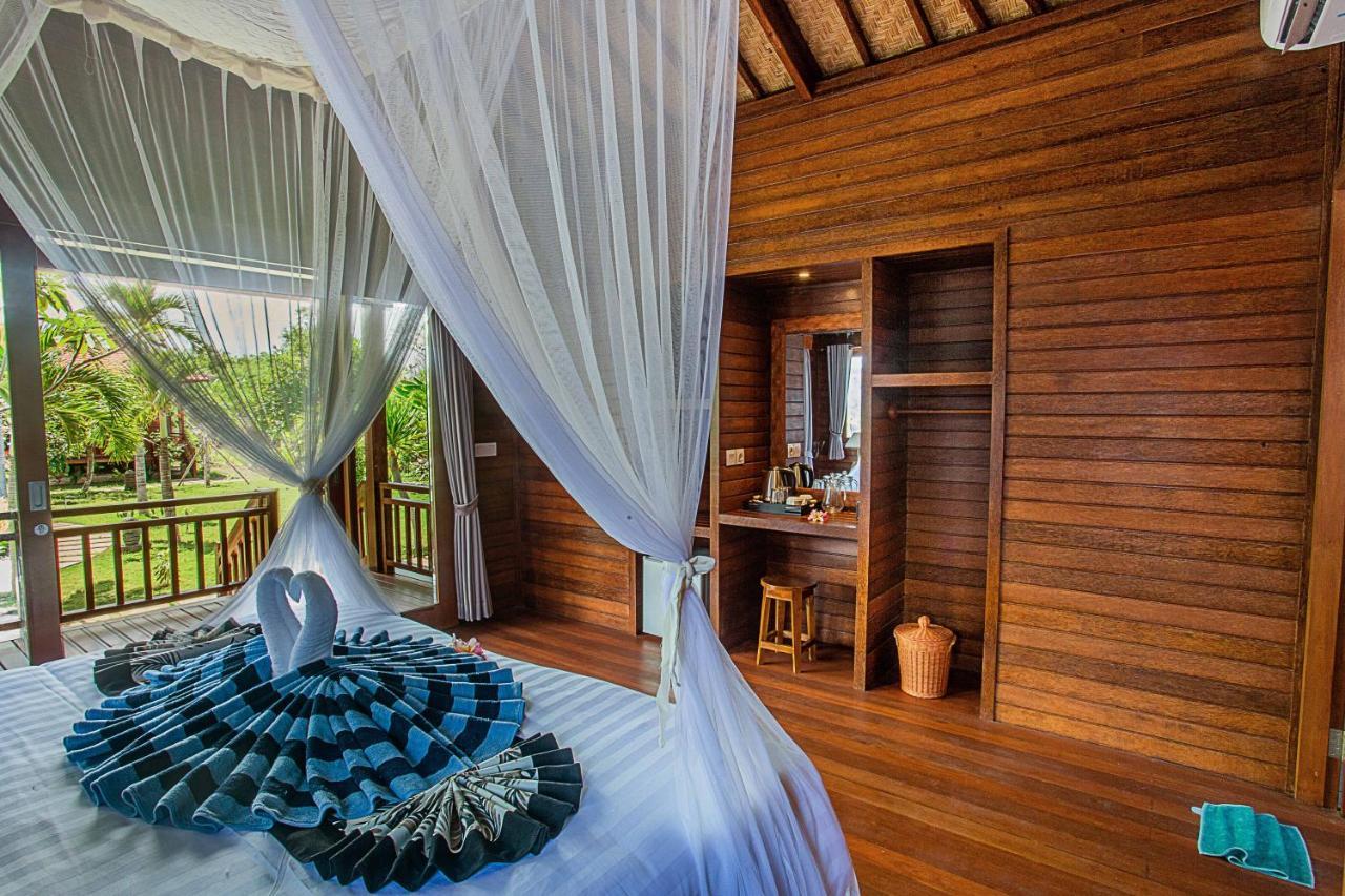 Pondooks Joglo Hotel Nusa Lembongan  Ngoại thất bức ảnh